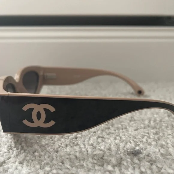 Chanel interlocking CC logo cat eye - Picture 3 of 3